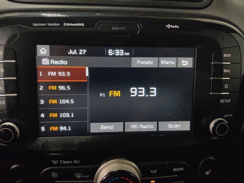 Used 2018 Kia Soul ! w/ Tech Package FWD image 25