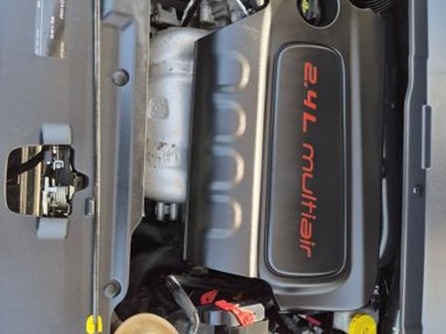 Used 2021 Jeep Compass Limited FWD image 21