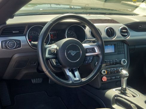 Used 2020 Ford Mustang GT RWD image 19