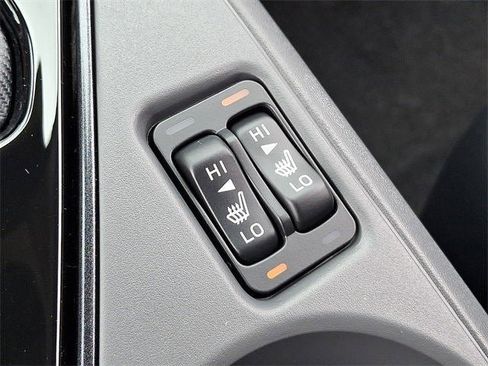 New 2025 Subaru Crosstrek 2.5i Limited w/ Crosstrek Mirror Package image 35