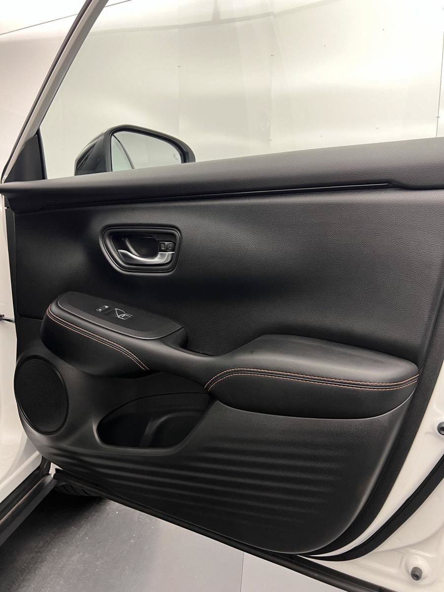Used 2026 Honda HR-V Sport image 39