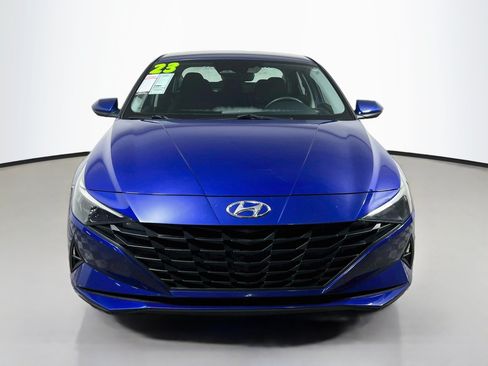 Used 2023 Hyundai Elantra SE FWD image 11