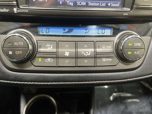 Used 2014 Toyota RAV4 XLE AWD/4WD image 18