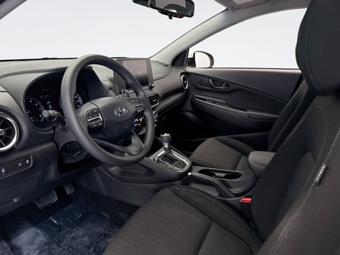 Used 2023 Hyundai Kona SEL image 10