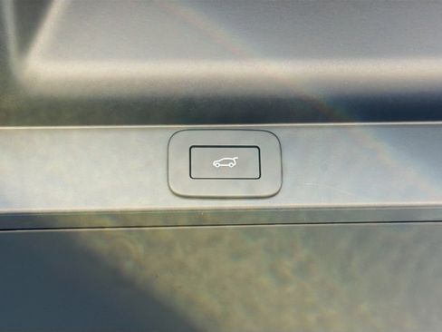 New 2026 Land Rover Range Rover SE AWD/4WD image 13