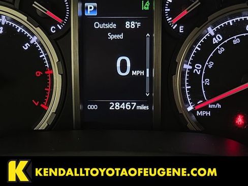 Certified 2024 Toyota 4Runner TRD Off-Road Premium AWD/4WD image 17