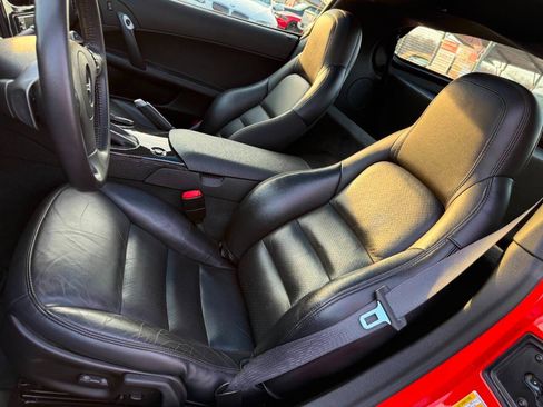 Used 2011 Chevrolet Corvette Grand Sport w/ Preferred Equipment Group image 32