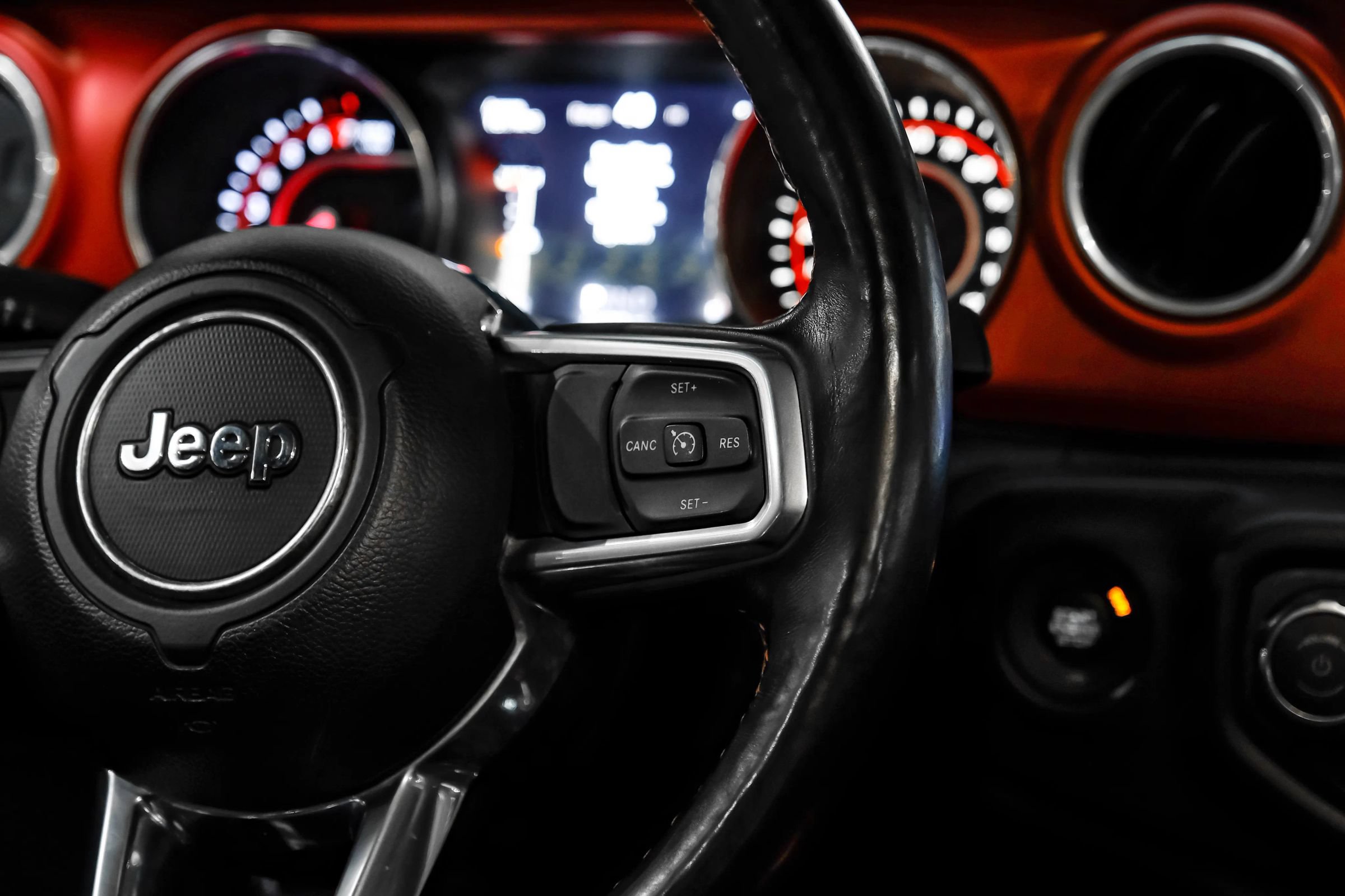 Used 2019 Jeep Wrangler Unlimited Rubicon AWD/4WD image 16