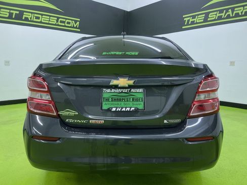 Used 2017 Chevrolet Sonic Premier image 8