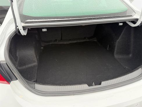 Certified 2024 Chevrolet Malibu LT image 25