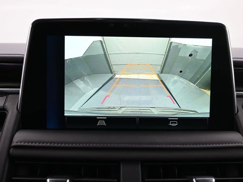 Used 2023 Chevrolet Tahoe Z71 image 11