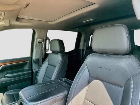 Used 2023 GMC Sierra 1500 Denali w/ Denali Reserve Package AWD/4WD image 13