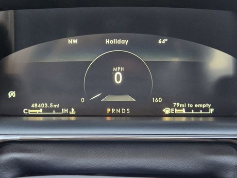 Used 2023 Lincoln Nautilus Reserve w/ Equipment Group 201A image 17