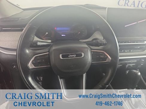Used 2022 Jeep Compass Latitude AWD/4WD image 17