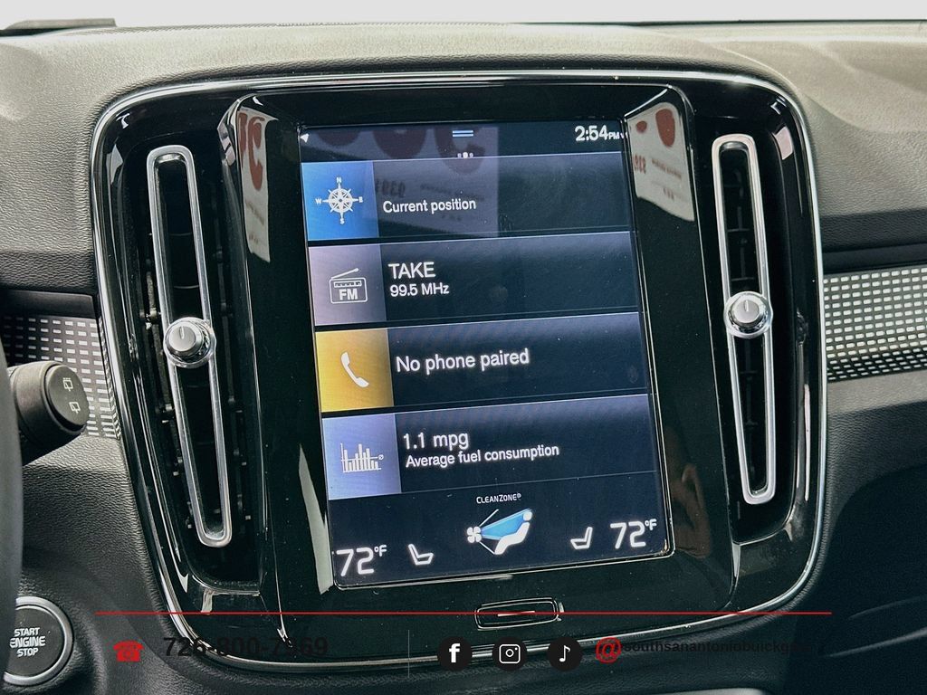 Used 2022 Volvo XC40 T5 R-Design w/ Advanced Package AWD/4WD image 16