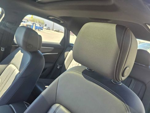 Used 2024 Audi A6 Premium Plus image 23