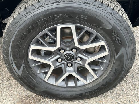 Certified 2024 Jeep Wrangler Sahara image 8