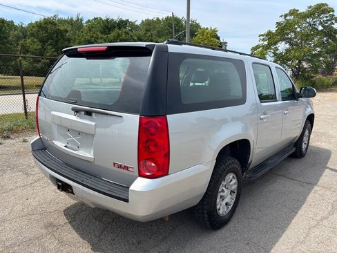 Used 2013 GMC Yukon XL 4WD image 3
