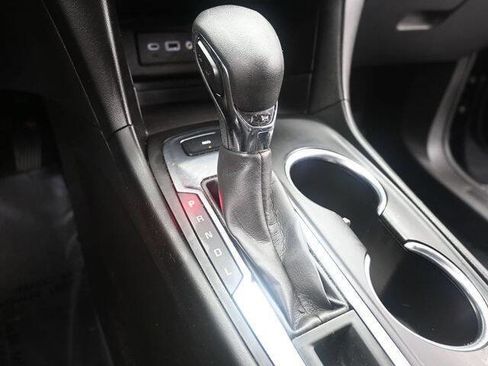 Used 2022 Chevrolet Equinox LT image 12