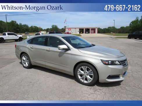 Used 2014 Chevrolet Impala LT w/ Convenience Package image 18