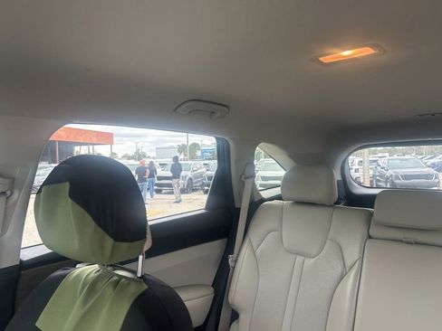 Certified 2022 Kia Sorento S image 14