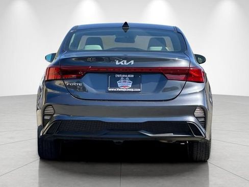 Used 2023 Kia Forte LXS FWD image 5