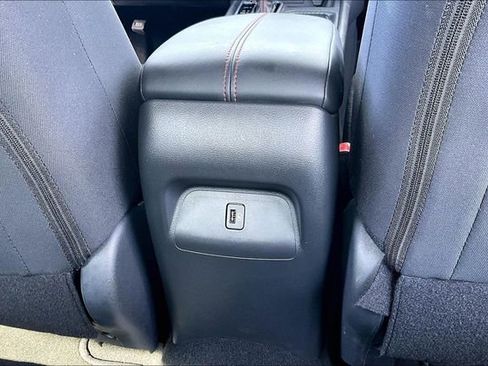 Certified 2025 Nissan Sentra SR w/ Midnight Edition FWD image 24