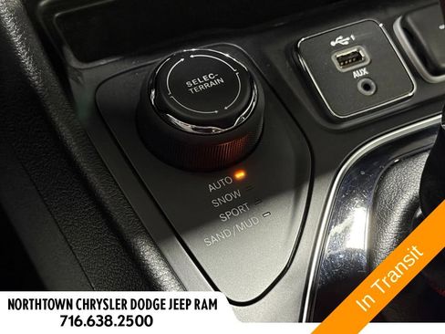 Used 2020 Jeep Cherokee Limited AWD/4WD image 18