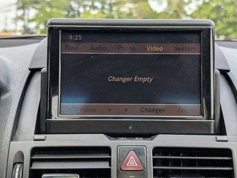 Used 2009 Mercedes-Benz C 300 4MATIC Sedan image 26
