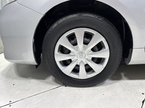 Used 2011 Toyota Corolla LE FWD image 4
