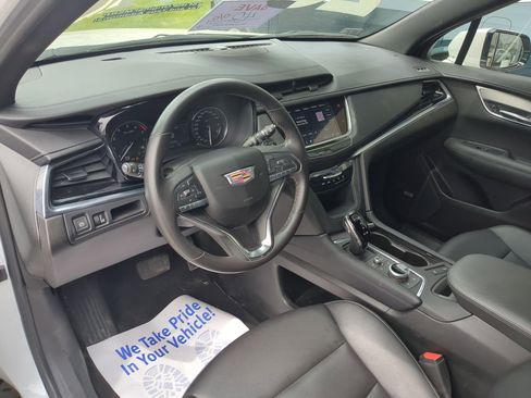 Used 2024 Cadillac XT6 Luxury AWD/4WD image 9