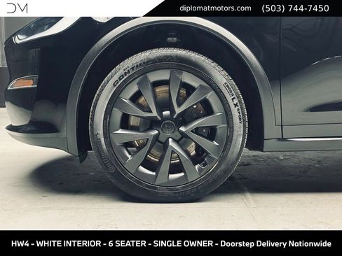 Used 2024 Tesla Model X AWD/4WD image 40