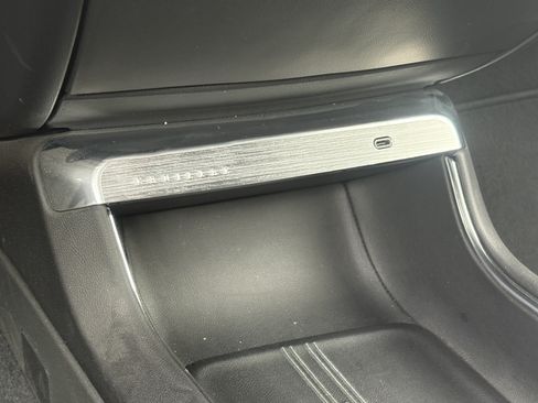 Certified 2024 Cadillac Lyriq Luxury AWD/4WD image 24