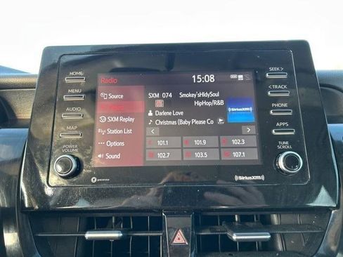 Used 2022 Toyota Camry SE image 23