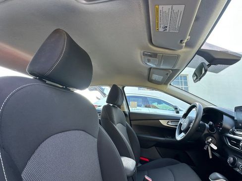 Used 2023 Kia Forte LXS image 16