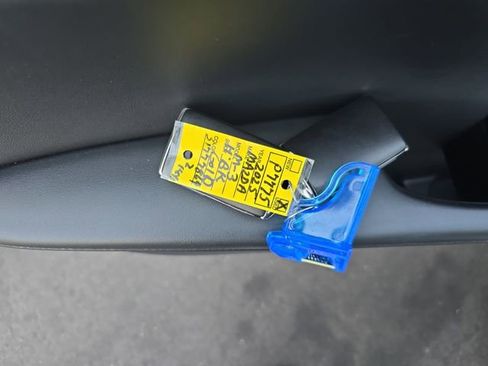 Used 2025 MAZDA MAZDA3 s FWD image 29