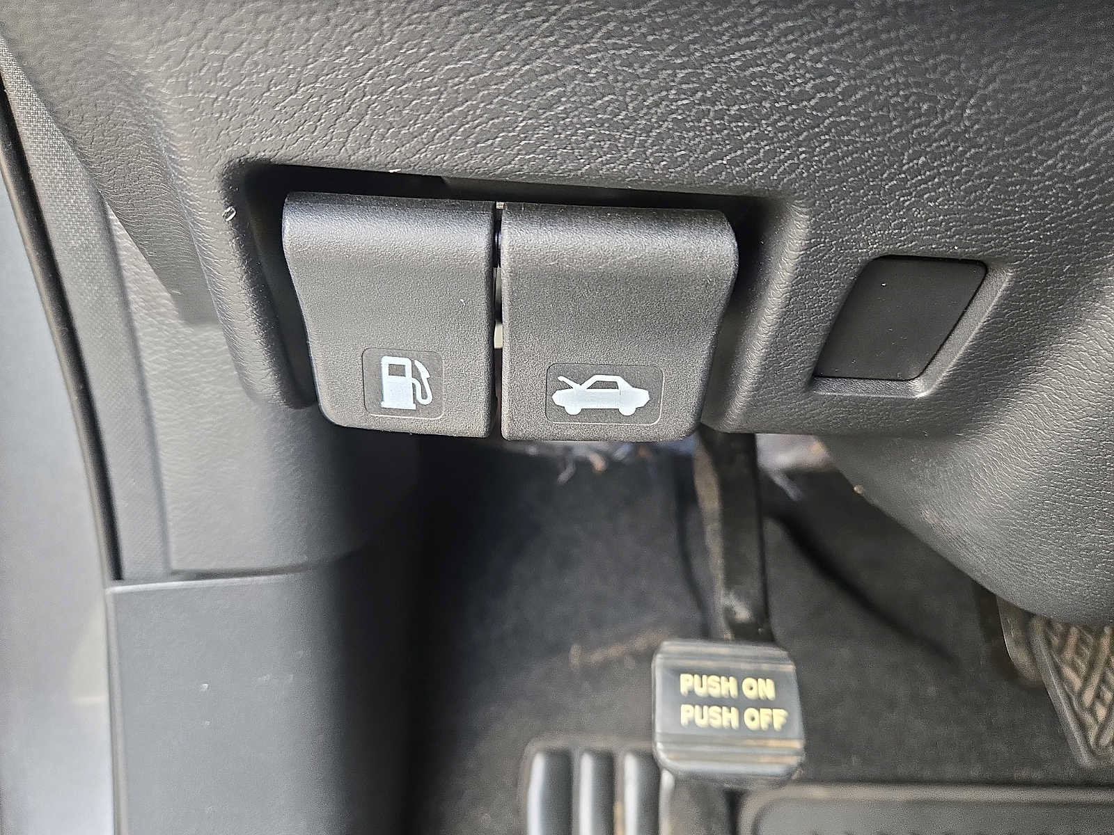 Used 2019 Nissan Murano S AWD/4WD image 21