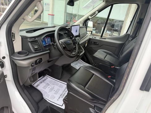 Used 2026 Ford Transit 250 148 Medium Roof RWD image 14