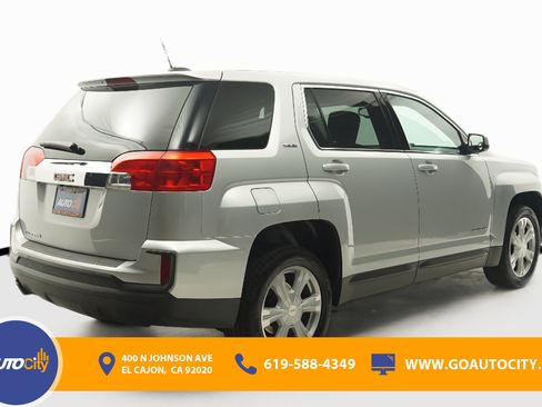 Used 2017 GMC Terrain SLE FWD image 6