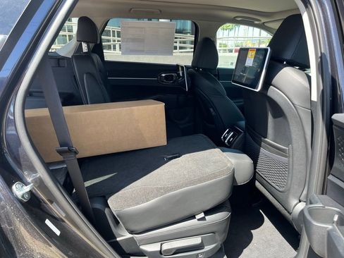 New 2025 Kia Sorento EX w/ Panoramic Sunroof Package FWD image 14