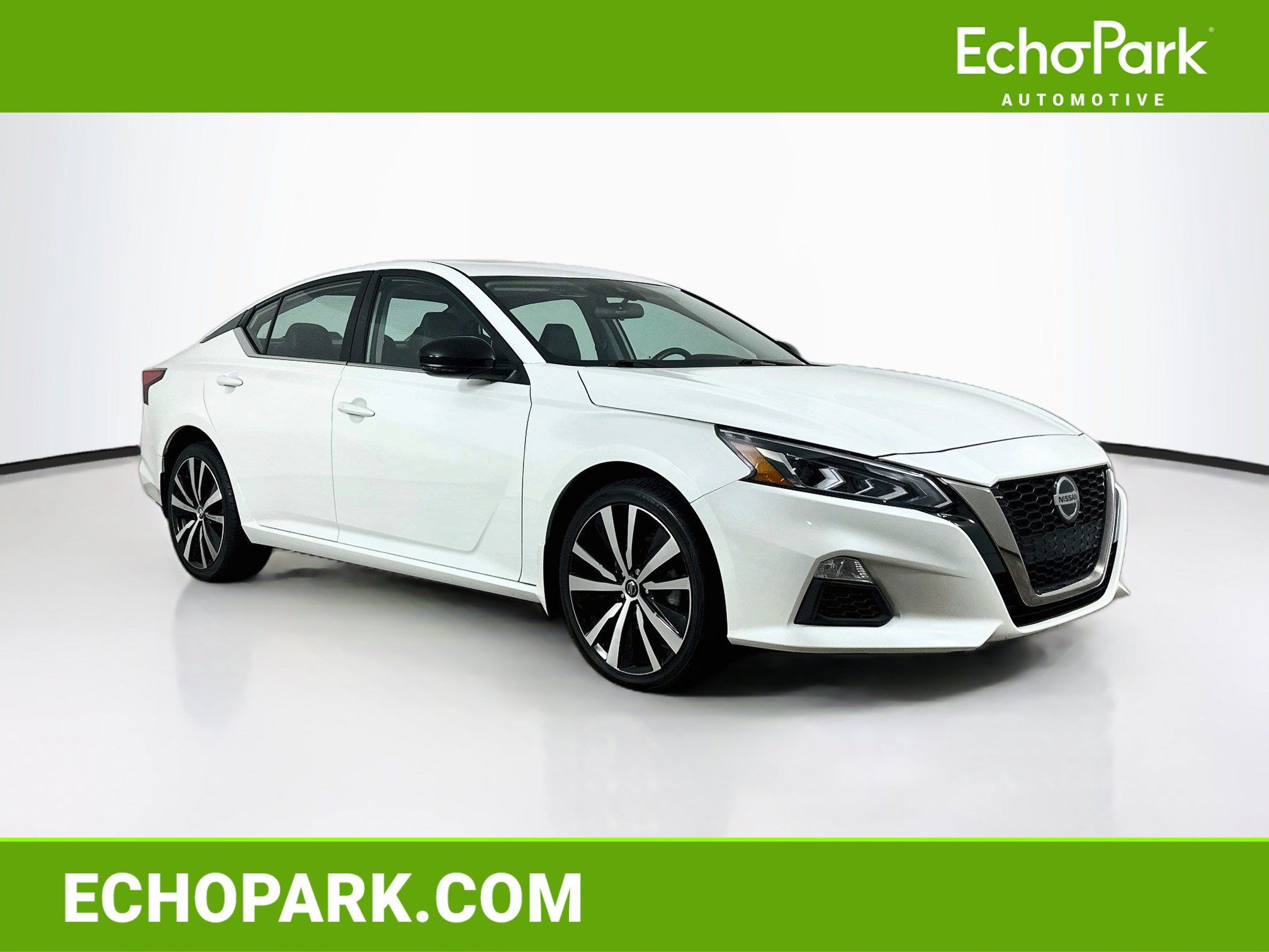 Used 2021 Nissan Altima 2.5 SR w/ SR Premium Package AWD/4WD image 1