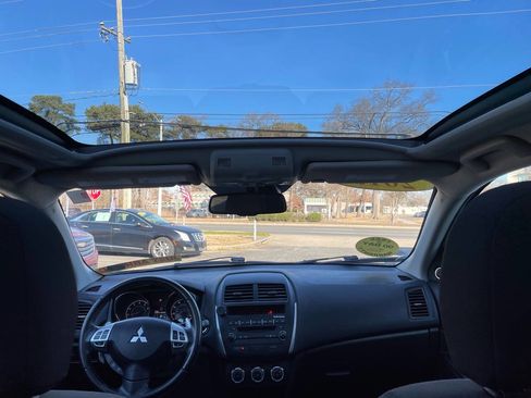 Used 2013 Mitsubishi Outlander Sport SE image 22