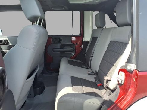 Used 2010 Jeep Wrangler Unlimited Sport AWD/4WD image 20