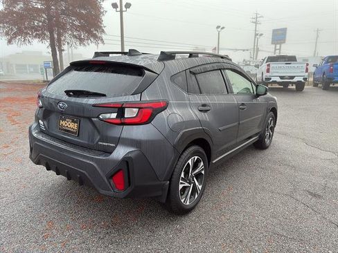 Used 2024 Subaru Crosstrek 2.0i Premium image 7