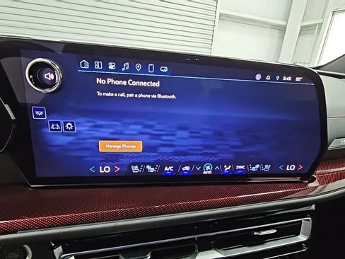 Certified 2024 Chevrolet Traverse RS w/ LPO, Floor Liner Package image 17