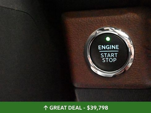 Used 2023 Ford Expedition Limited image 28