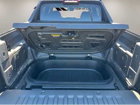 Used 2025 Hyundai Santa Cruz SEL image 9