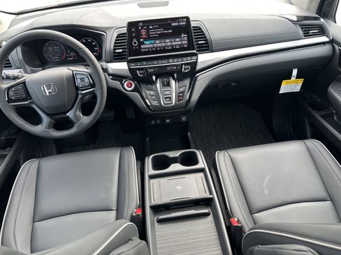 Used 2026 Honda Odyssey Touring image 32