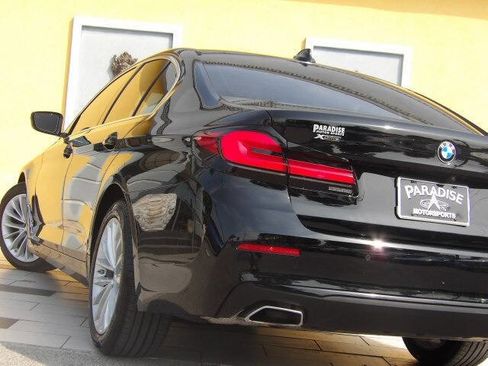 Used 2022 BMW 530i xDrive w/ Convenience Package image 5