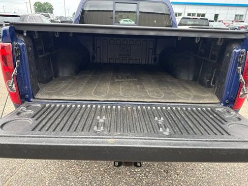 Used 2011 Chevrolet Colorado LT AWD/4WD image 12